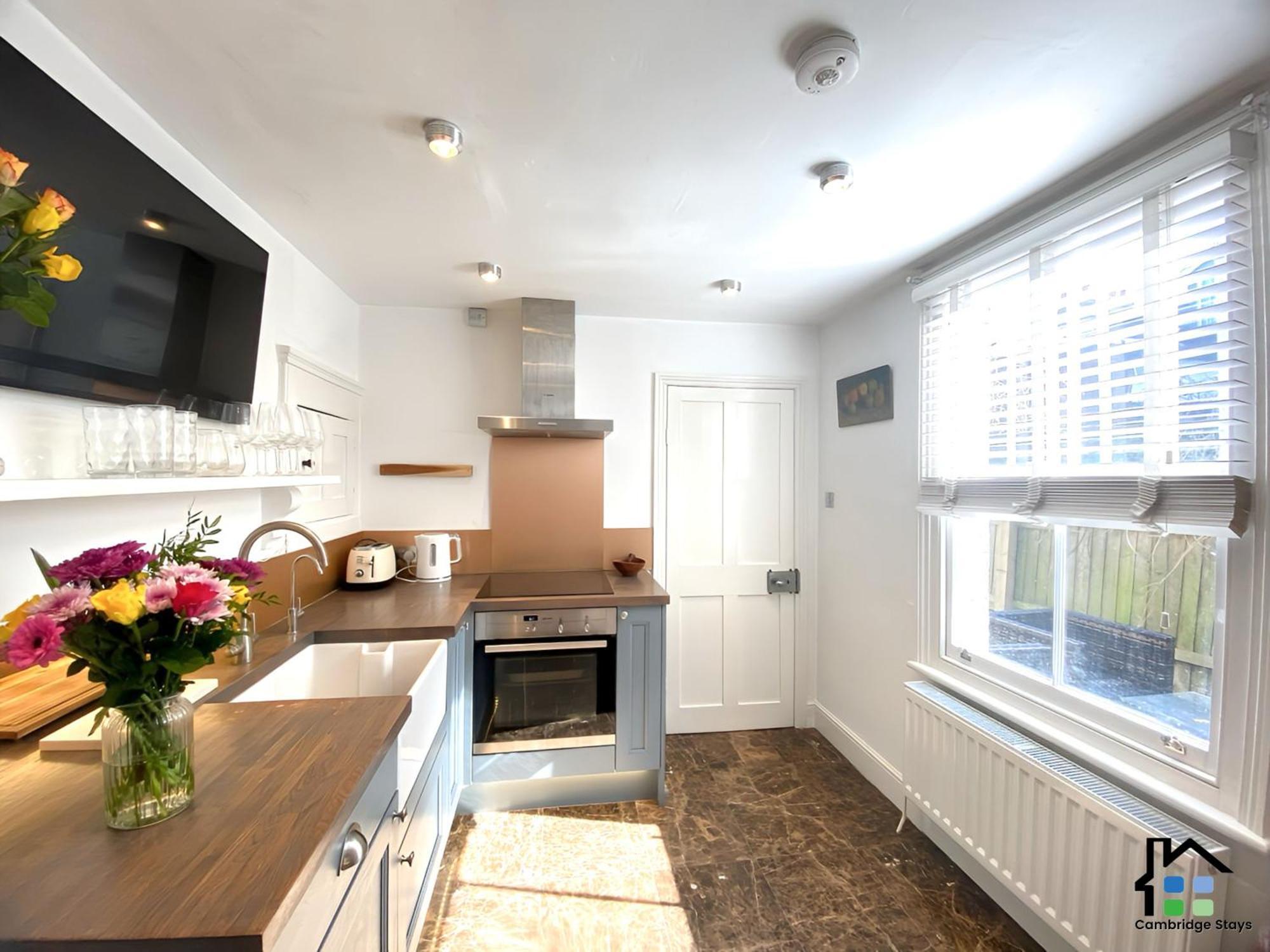 Cambridge Stays 3Br House, Easy Walk To City Center, 2 Showers, Garden, 2 Free Parking Spaces Экстерьер фото